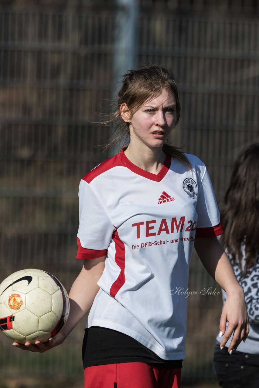 Bild 302 - Frauen SV Boostedt - Tralauer SV : Ergebnis: 12:0